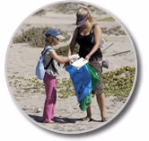 MomDaughtre_Cleanup